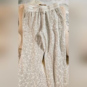 Hippie Rose Women's White and Grey Joggers M